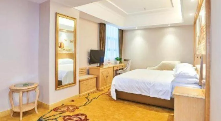 Bed in Vienna Classic Hotel Zhangzhou Longchi Center