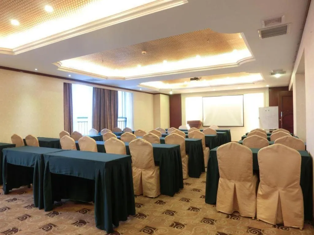 Vienna Hotel Chengdu Exhibition Center
