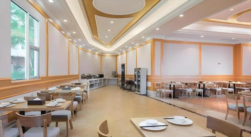 Vienna Hotel Guangdong Huizhou Lilin North Railway Station