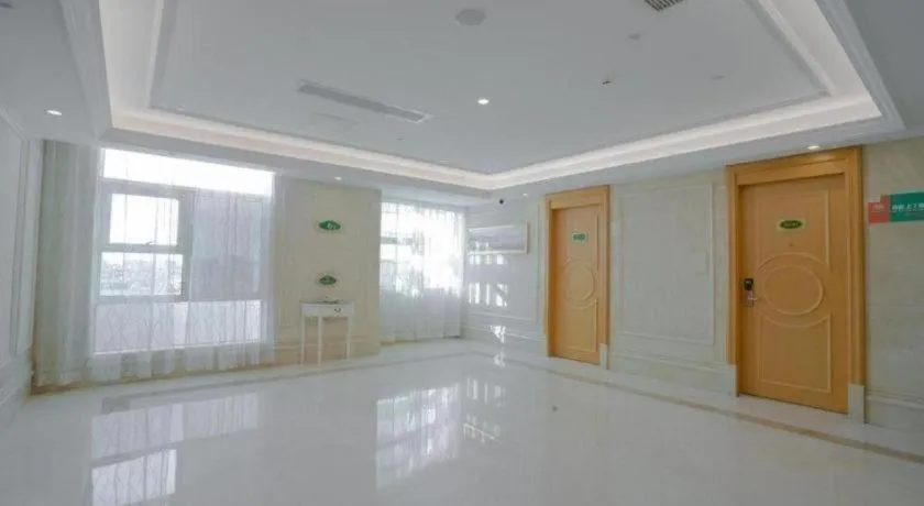 Vienna Hotel Guangdong Huizhou Lilin North Railway Station