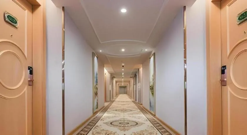 Vienna Hotel Guangdong Huizhou Lilin North Railway Station