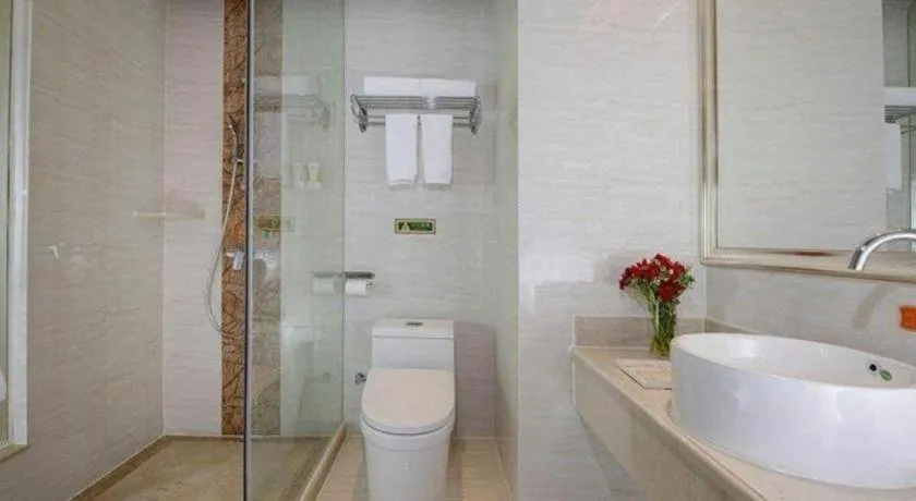 Vienna Hotel Guangdong Huizhou Lilin North Railway Station