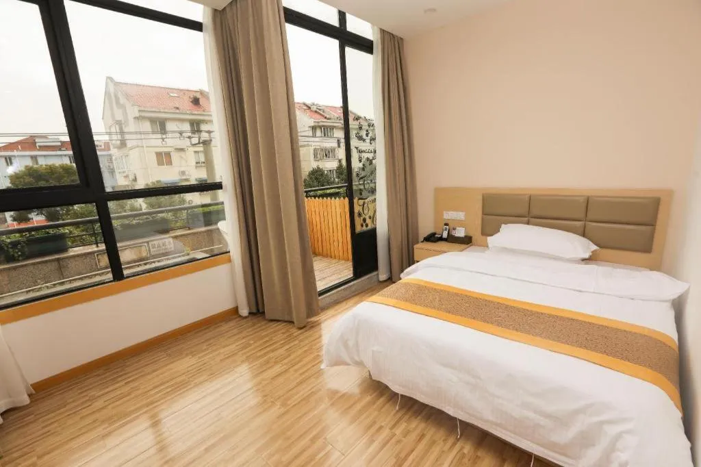 Bed in Shell Shanghai Jiading Nanxiang Town Minzhu Street Hotel