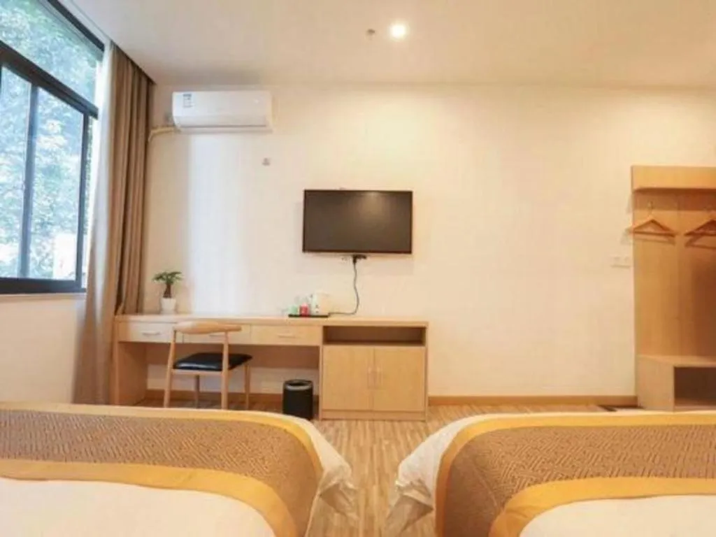 Shell Shanghai Jiading Nanxiang Town Minzhu Street Hotel