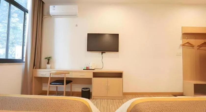 Shell Shanghai Jiading Nanxiang Town Minzhu Street Hotel