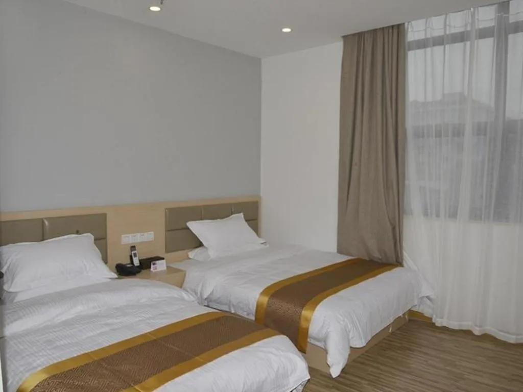 Bed in Shell Shanghai Jiading Nanxiang Town Minzhu Street Hotel
