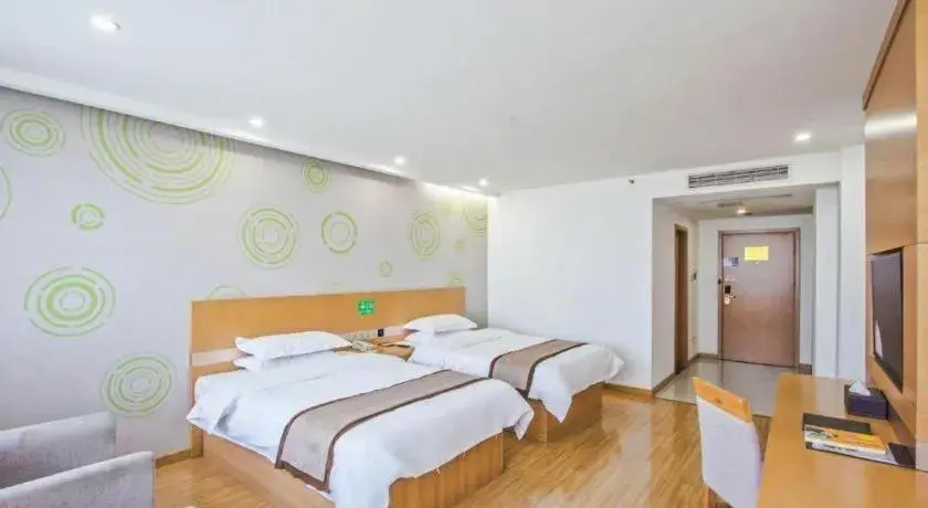 Bed in GreenTree Inn Tongxiang Chongfuzhen World Fur Center Branch Bed in GreenTree Inn Tongxiang Chongfuzhen World Fur Center Branch