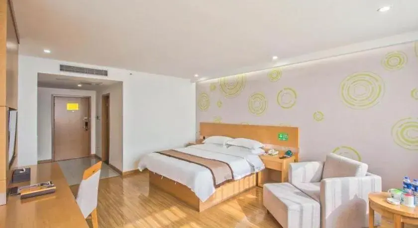 Bed in GreenTree Inn Tongxiang Chongfuzhen World Fur Center Branch Bed in GreenTree Inn Tongxiang Chongfuzhen World Fur Center Branch