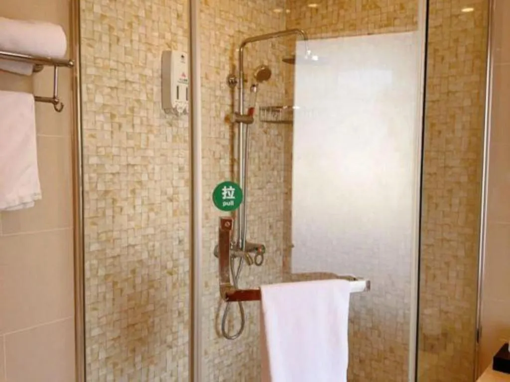 GreenTree Inn Shanghai Fengxian District Xiaotang Metro Station