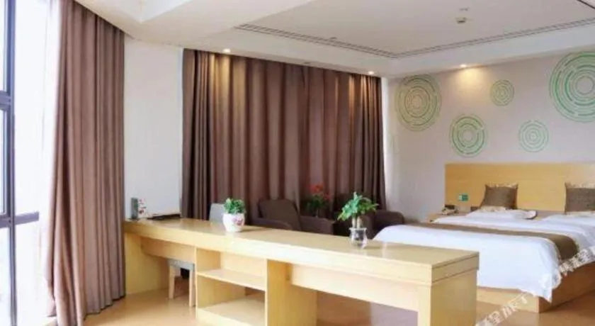 Bed in GreenTree Inn Shanghai Fengxian District Xiaotang Metro Station