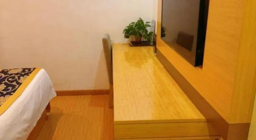 Bed in GreenTree Inn Shanghai Fengxian District Xiaotang Metro Station