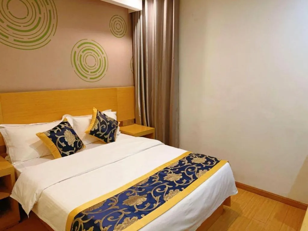 Bed in GreenTree Inn Shanghai Fengxian District Xiaotang Metro Station