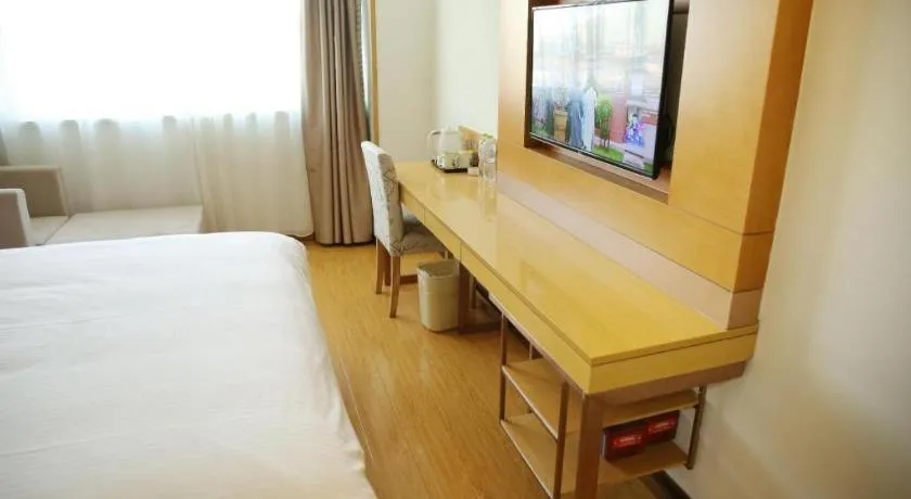Bed in GreenTree Inn Binzhou Bus Station