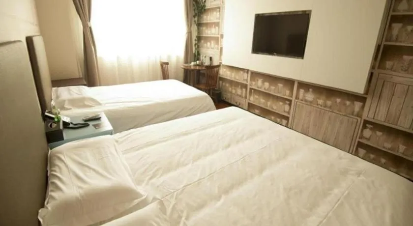 Bed in GreenTree Inn Binzhou Bus Station