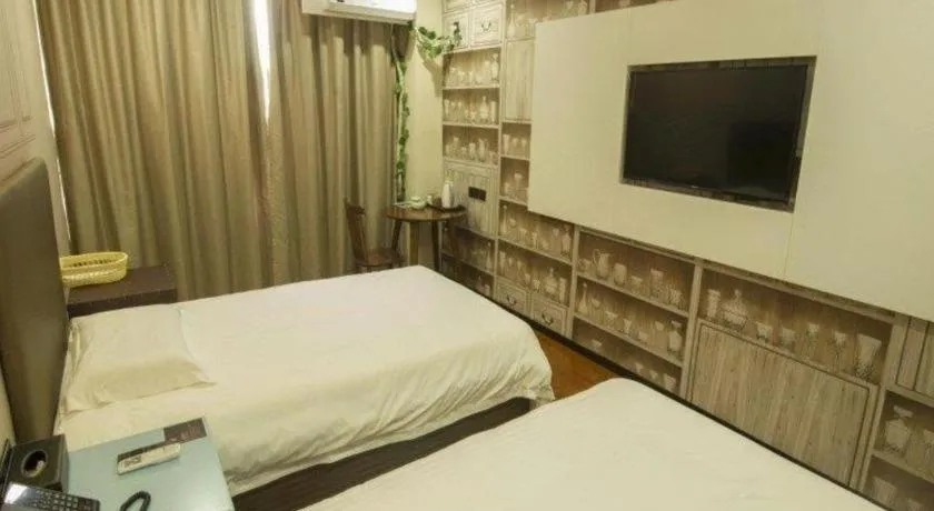 Bed in GreenTree Inn Binzhou Bus Station