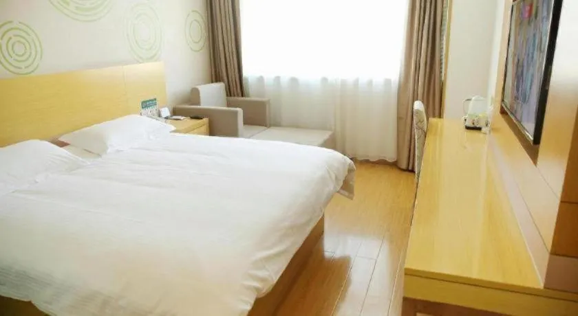 Bed in GreenTree Inn Binzhou Bus Station