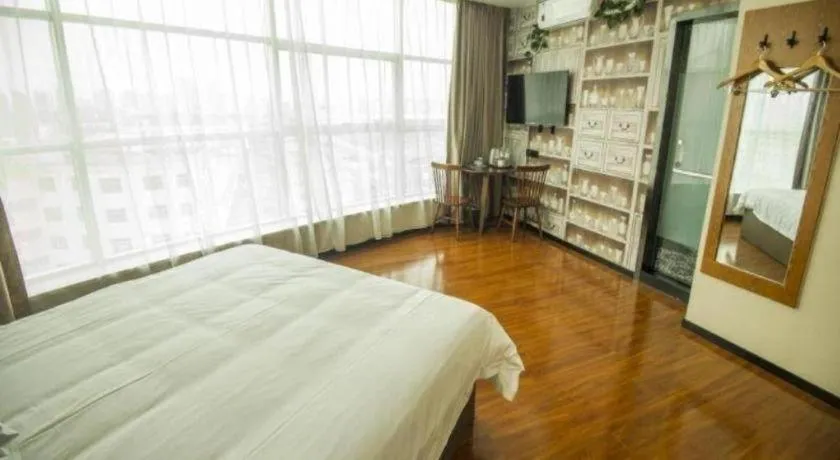 Bed in GreenTree Inn Binzhou Bus Station