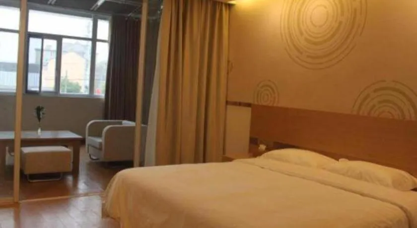 Bed in GreenTree Inn Jingjiang Xieqiao Town Xinhua Road