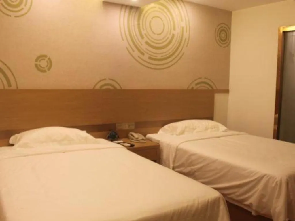 Bed in GreenTree Inn Jingjiang Xieqiao Town Xinhua Road