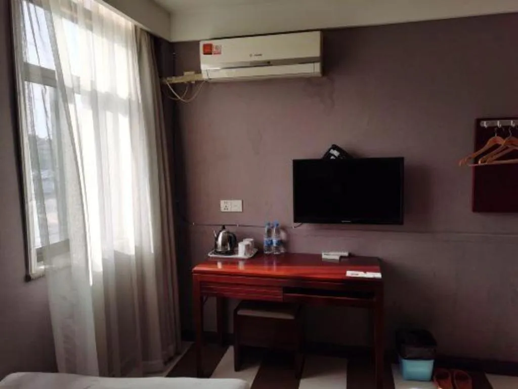 Shell Hotel Shanghai Baoshan Meilanhu Luosheng Road