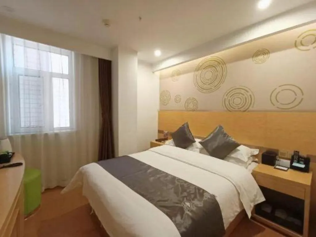 Bed in GreenTree Inn Chengde Shuangyu District Shuangtashan