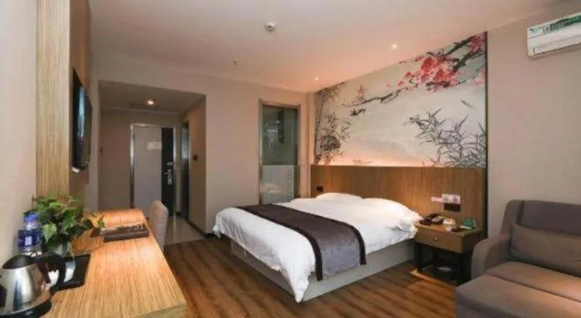 Bed in GreenTree Alliance Ningbo South Train Station Shunde Road Hotel