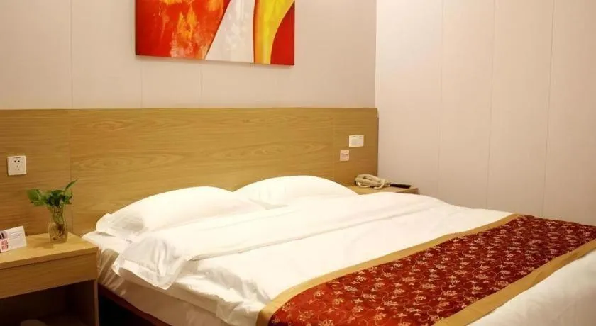 Bed in Shell Shanghai Yangpu District Shuangyang Road Hotel