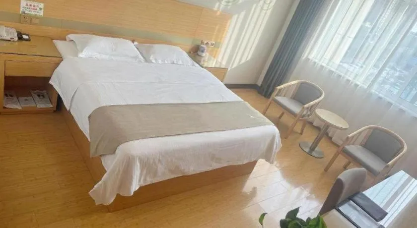 Bed in GreenTree Inn Hefei Changfeng County Gangji Town Jingang Avenue Express Hotel