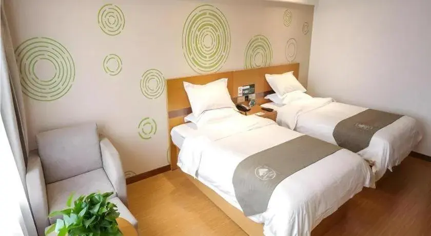 Bed in GreenTree Inn Shangqiu Ningling County Bus Station Bed in GreenTree Inn Shangqiu Ningling County Bus Station