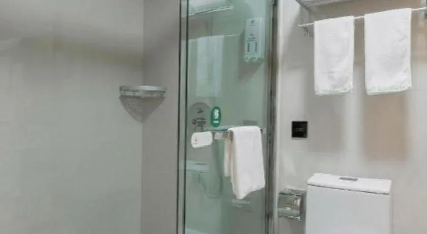 GreenTree Inn Wuhu Eshan Road University City