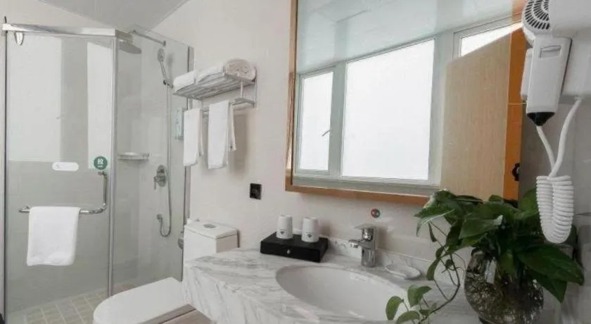 GreenTree Inn Wuhu Eshan Road University City