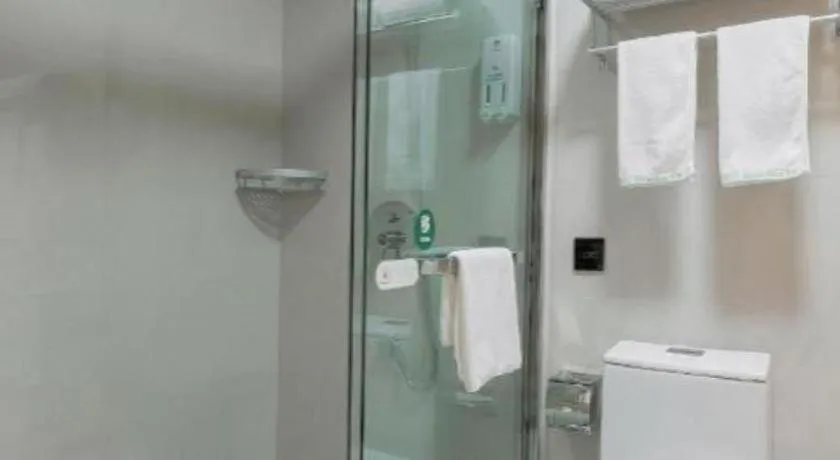 GreenTree Inn Wuhu Eshan Road University City