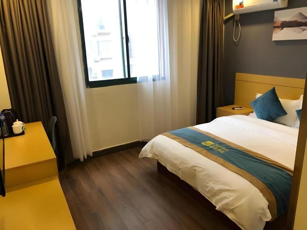 Bed in Shell Shanghai Songjiang District Xinqiao Town Xinqiao Hotel