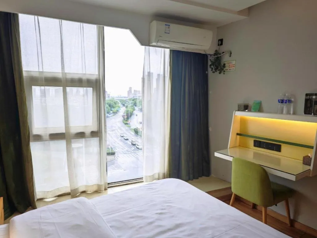 Bed in Vatica Hefei Feidong County Yuzhou Central Square Hotel