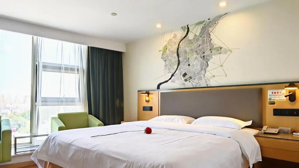 Bed in Vatica Hefei Feidong County Yuzhou Central Square Hotel