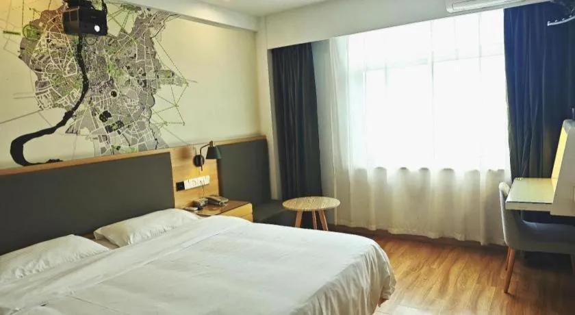 Bed in Vatica Hefei Feidong County Yuzhou Central Square Hotel