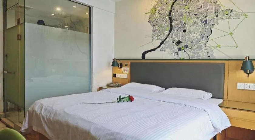 Bed in Vatica Hefei Feidong County Yuzhou Central Square Hotel