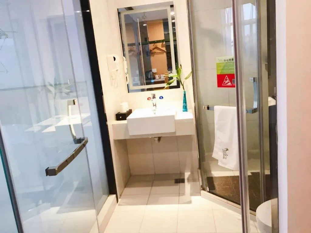 Vatica Hefei Feidong County Yuzhou Central Square Hotel