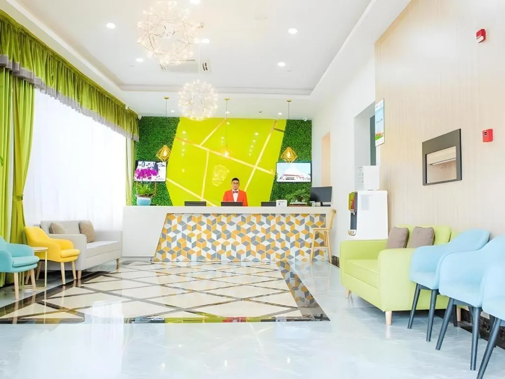 Vatica Hangzhou Xiasha Media College Hotel