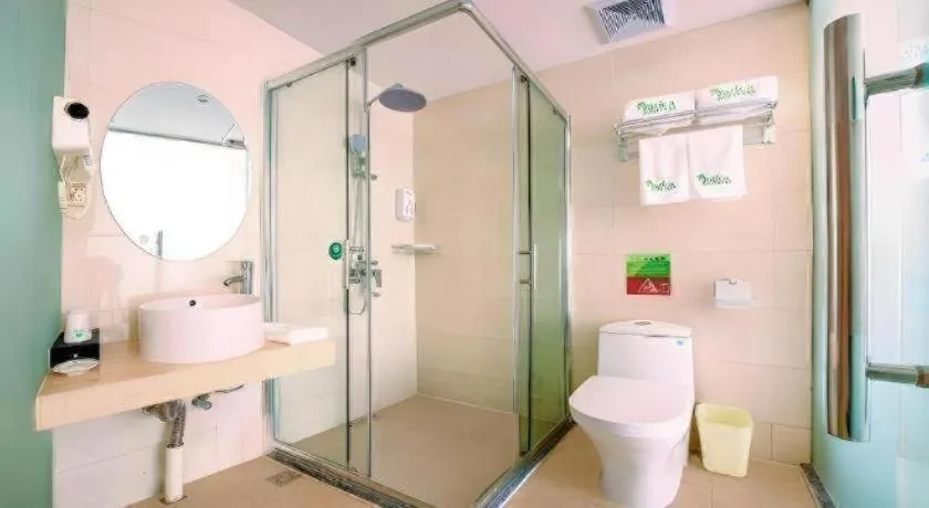 Vatica Hangzhou Xiasha Media College Hotel