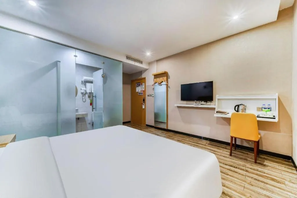 Bed in Vatica Hangzhou Xiasha Media College Hotel