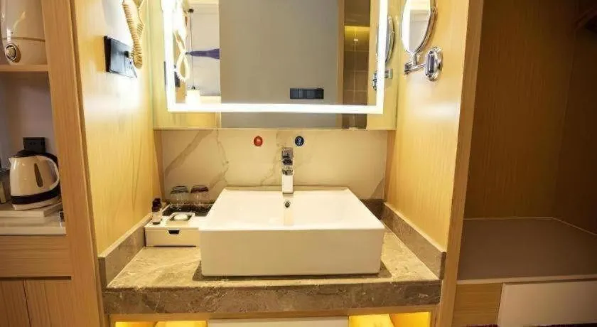 VX Kaifeng Jinming Avenue Songcheng Road Hotel