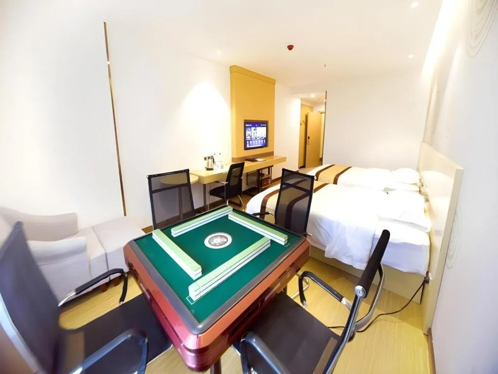 GreenTree Inn Huanggang City Wuxue City Kanjiang Avenue