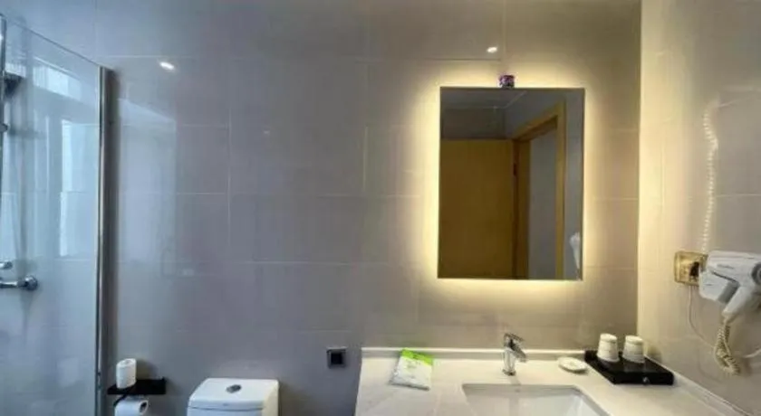 GreenTree Inn Huanggang City Wuxue City Kanjiang Avenue