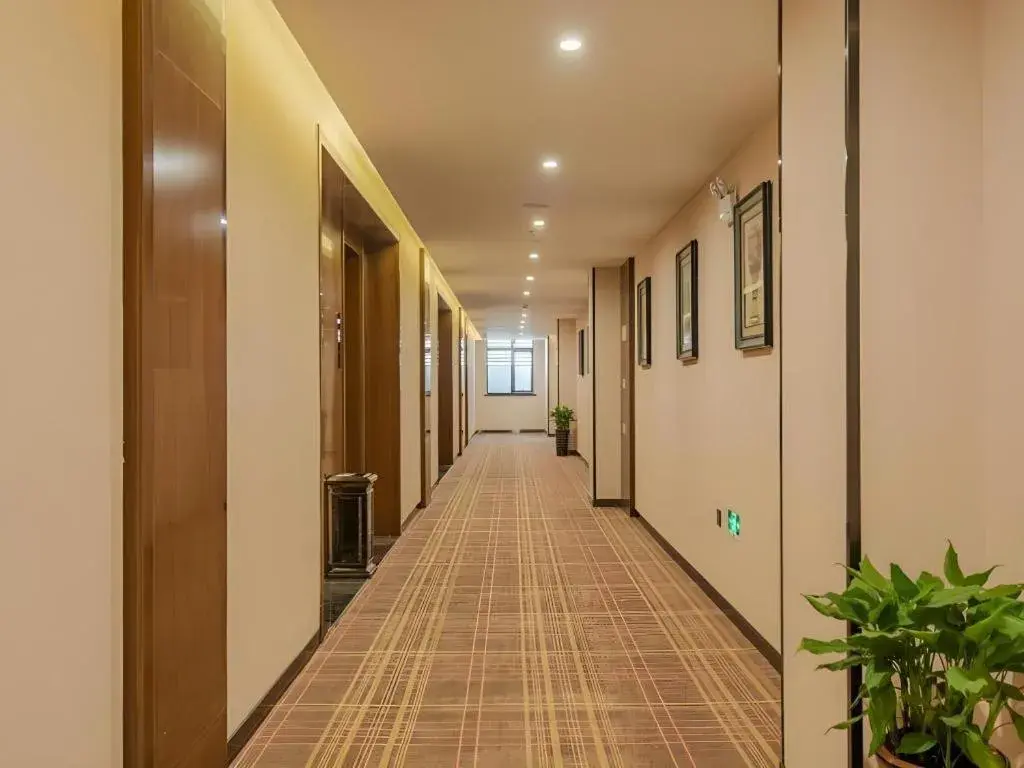 GME Hefei Qianshan North Road Phoenix City Hotel GME Hefei Qianshan North Road Phoenix City Hotel