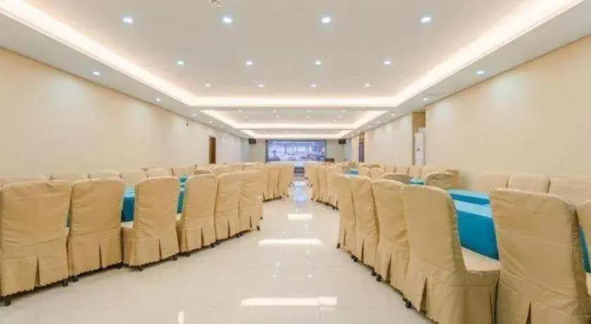 GME Hefei Qianshan North Road Phoenix City Hotel GME Hefei Qianshan North Road Phoenix City Hotel