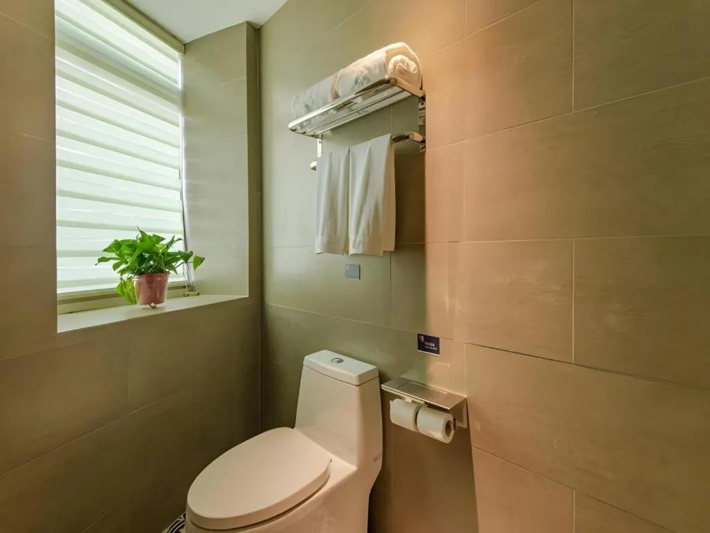 GME Hefei Qianshan North Road Phoenix City Hotel