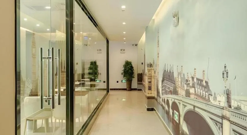 GME Hefei Qianshan North Road Phoenix City Hotel