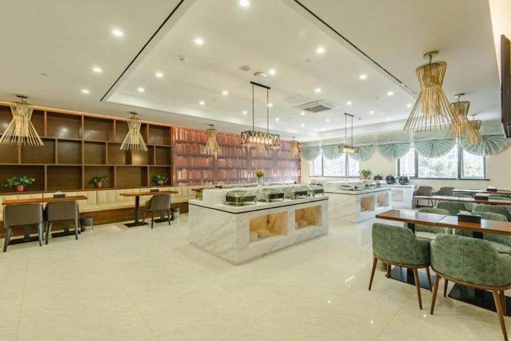 GME Hefei Qianshan North Road Phoenix City Hotel