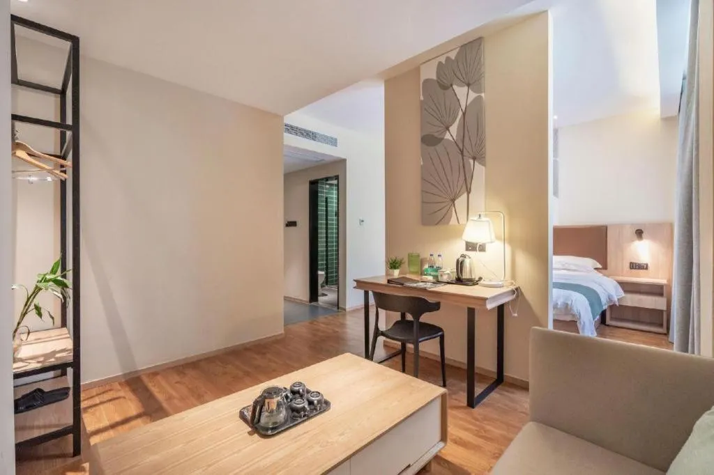 Bed in GreenTree Inn Wuxi Quanshan Center